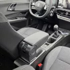 RATI ARMSTER 3 Reposabrazos RENAULT CLIO 2025-  [negro,cuero vegano]