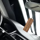 Ambientador de coche de madera FRESSO Signature Man