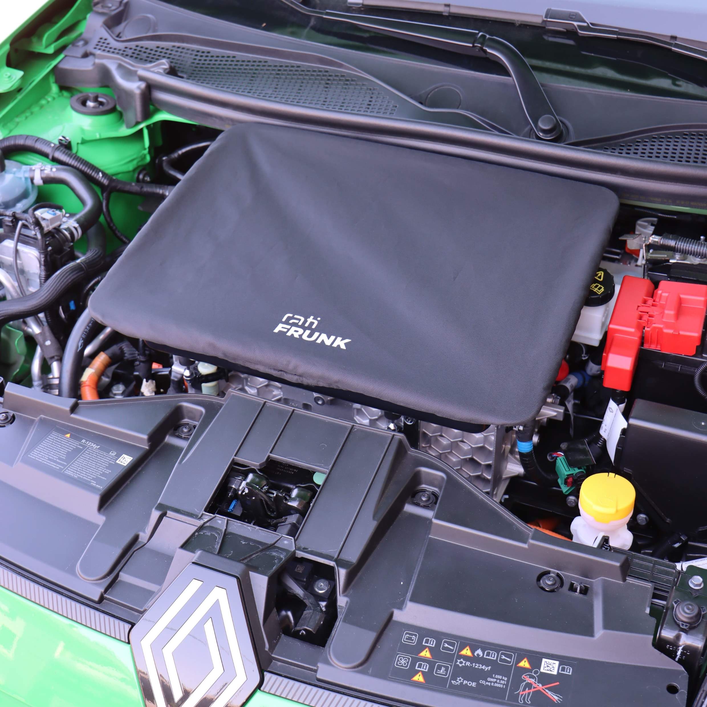 Frunk y reposabrazos para Renault 5 e-tech